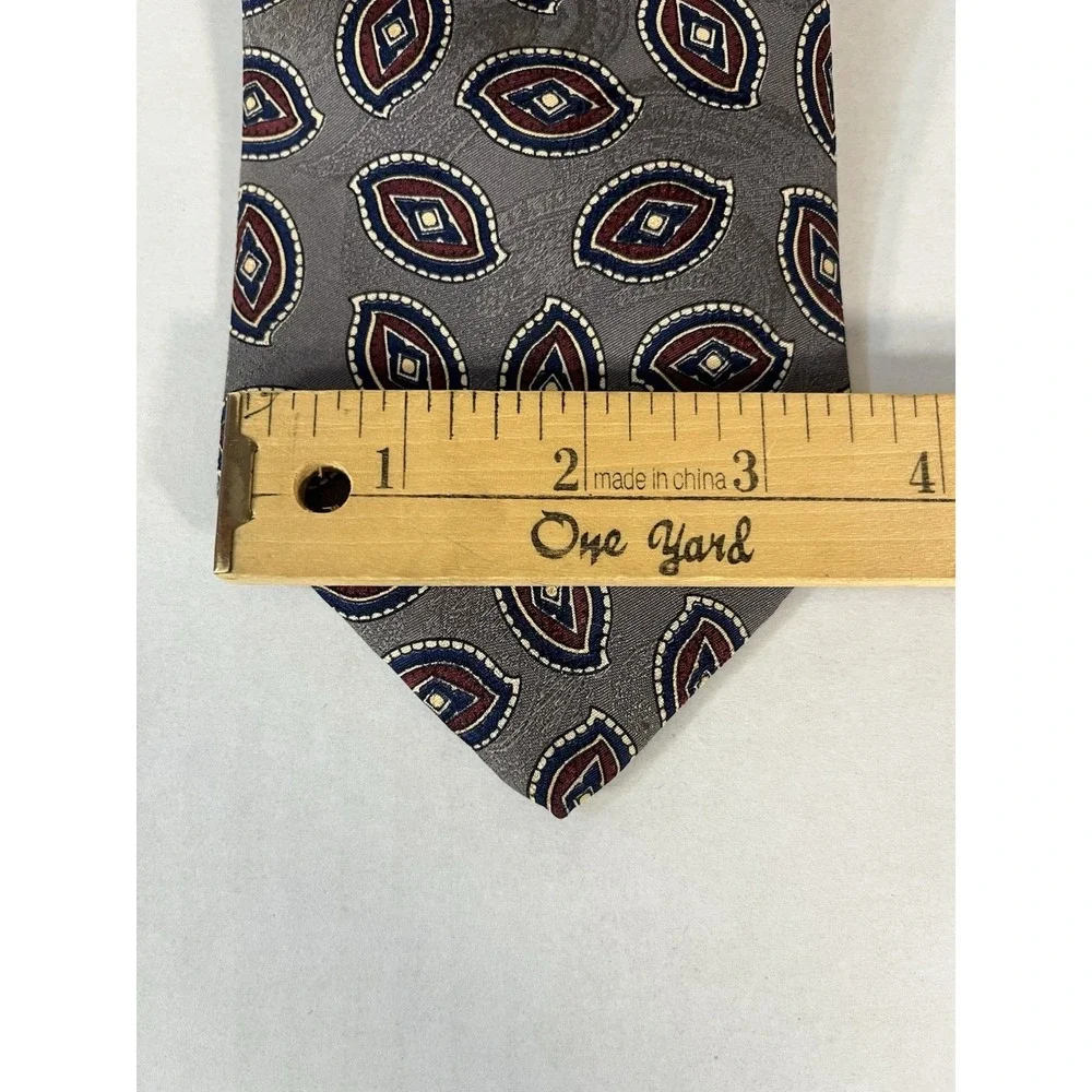 Aquascutum Vintage Luxury 100% Silk Tie, Hand Made In‎ London.